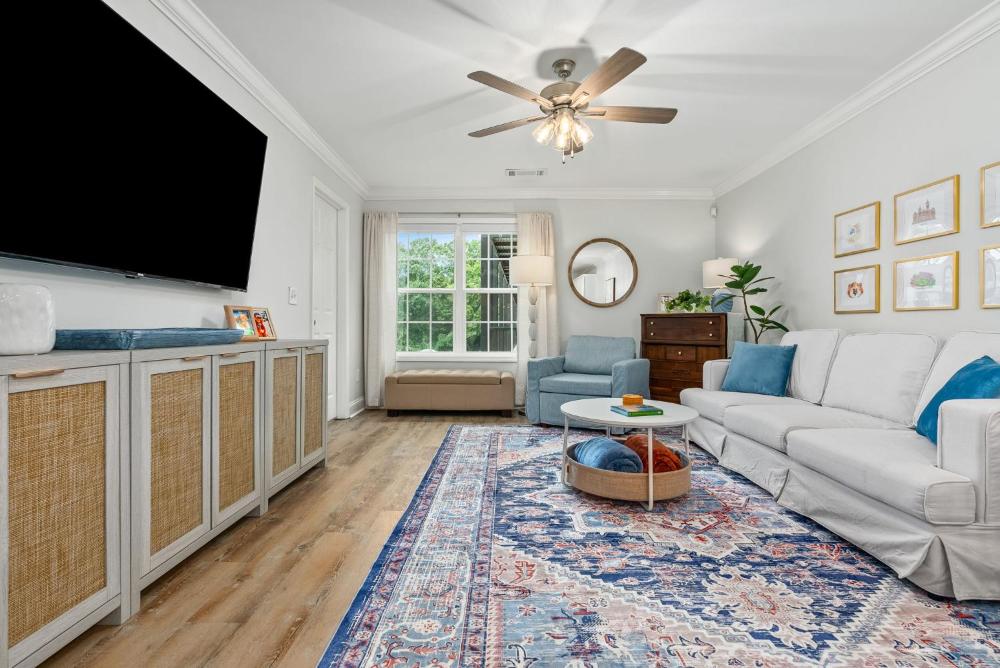 Copper on Ross - Modern and Remodeled